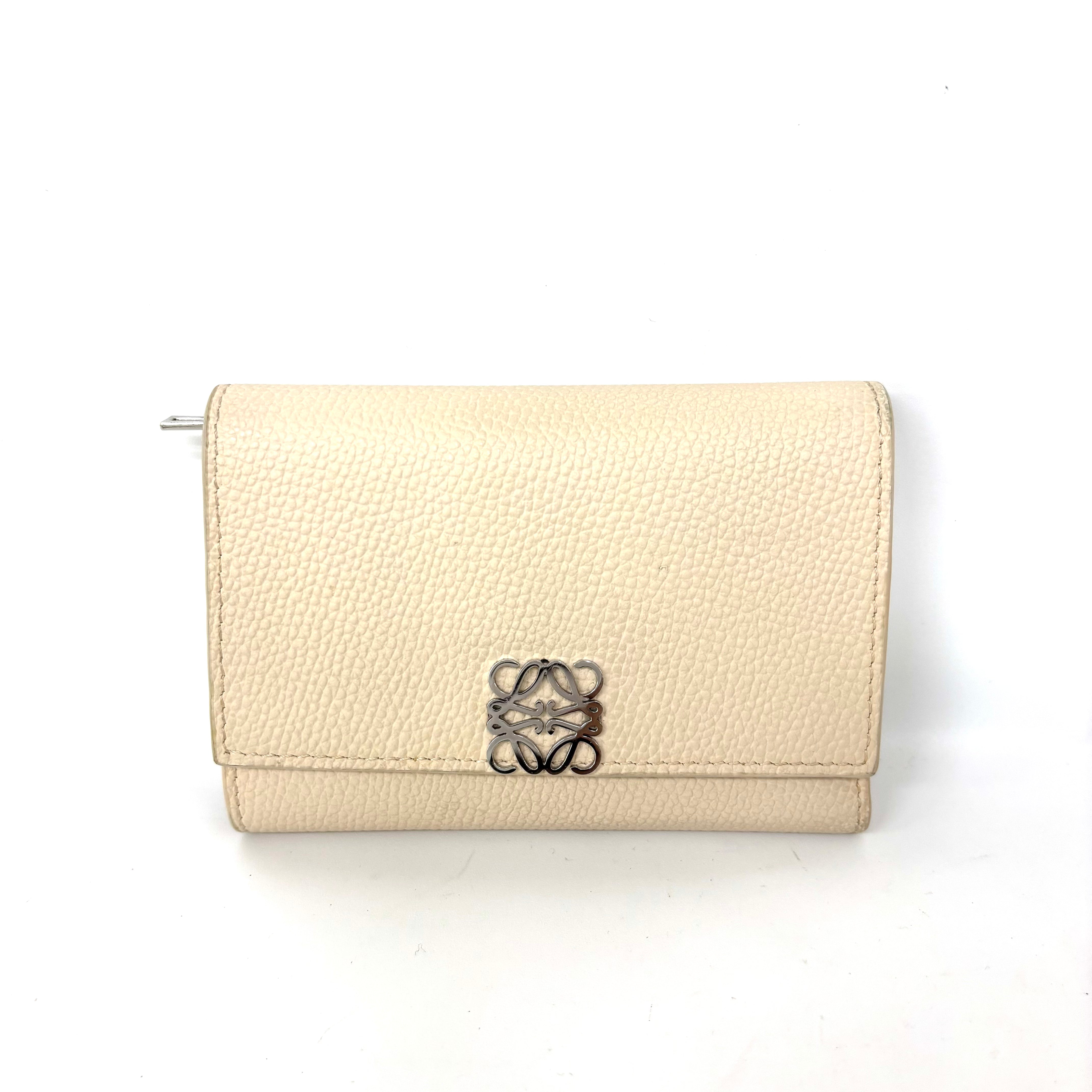LOEWEバーティカルウォレット スモール ペブルグレインドカーフ ライトゴースト image 1