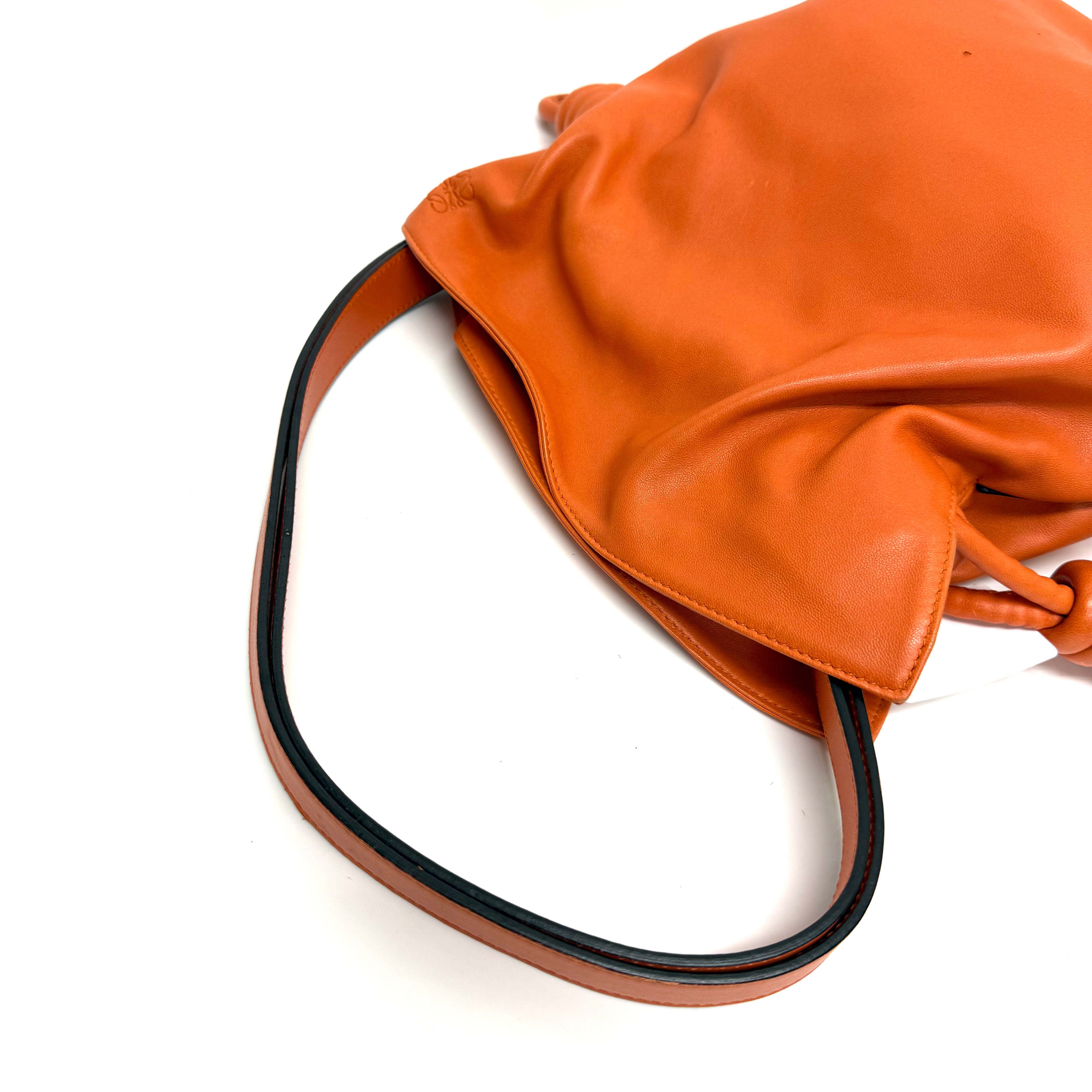 LOEWE レザー ショルダーバッグ image 2