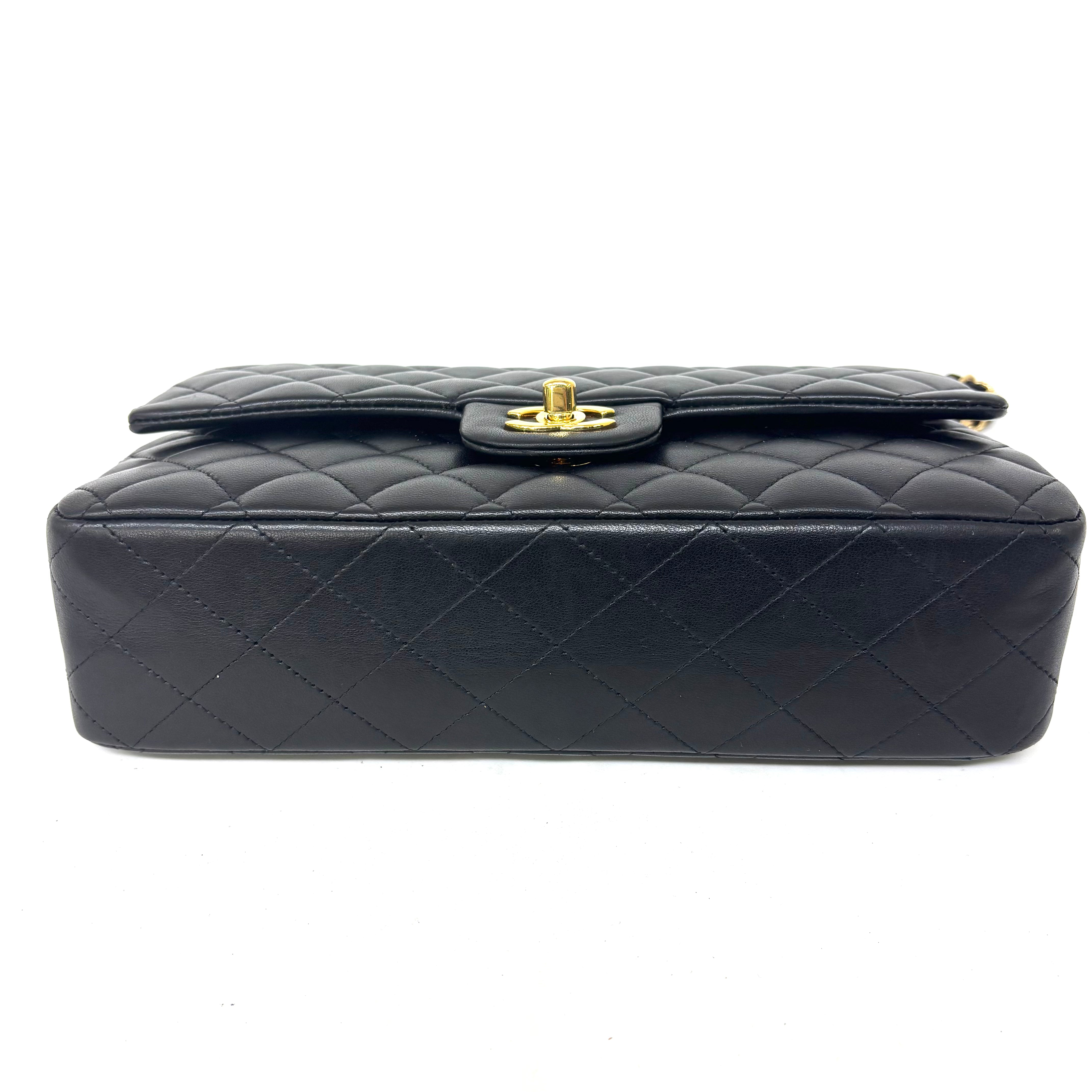 CHANEL マトラッセ チェーンショルダーバッグ image 3