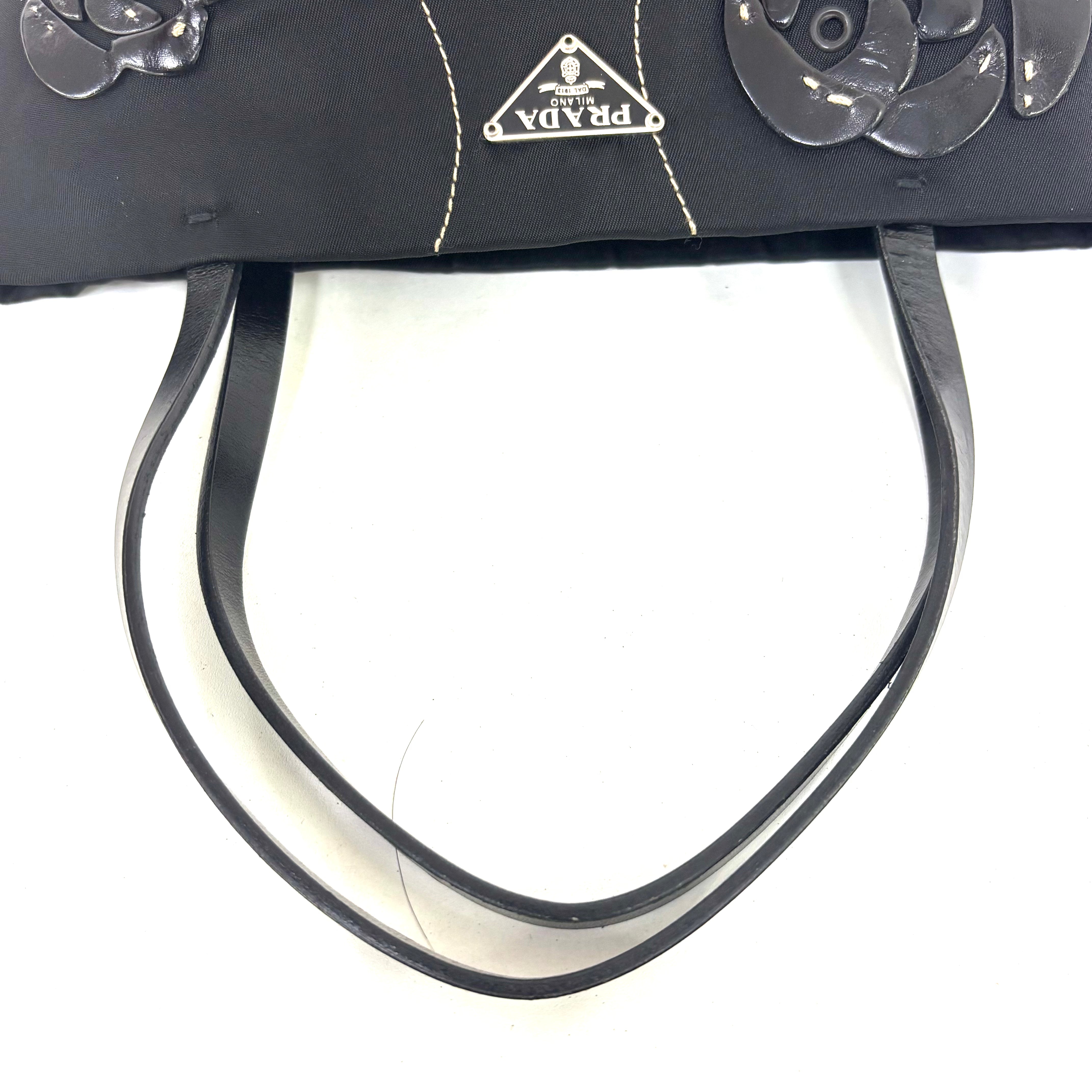 PRADA ナイロン ハンドバッグ image 6