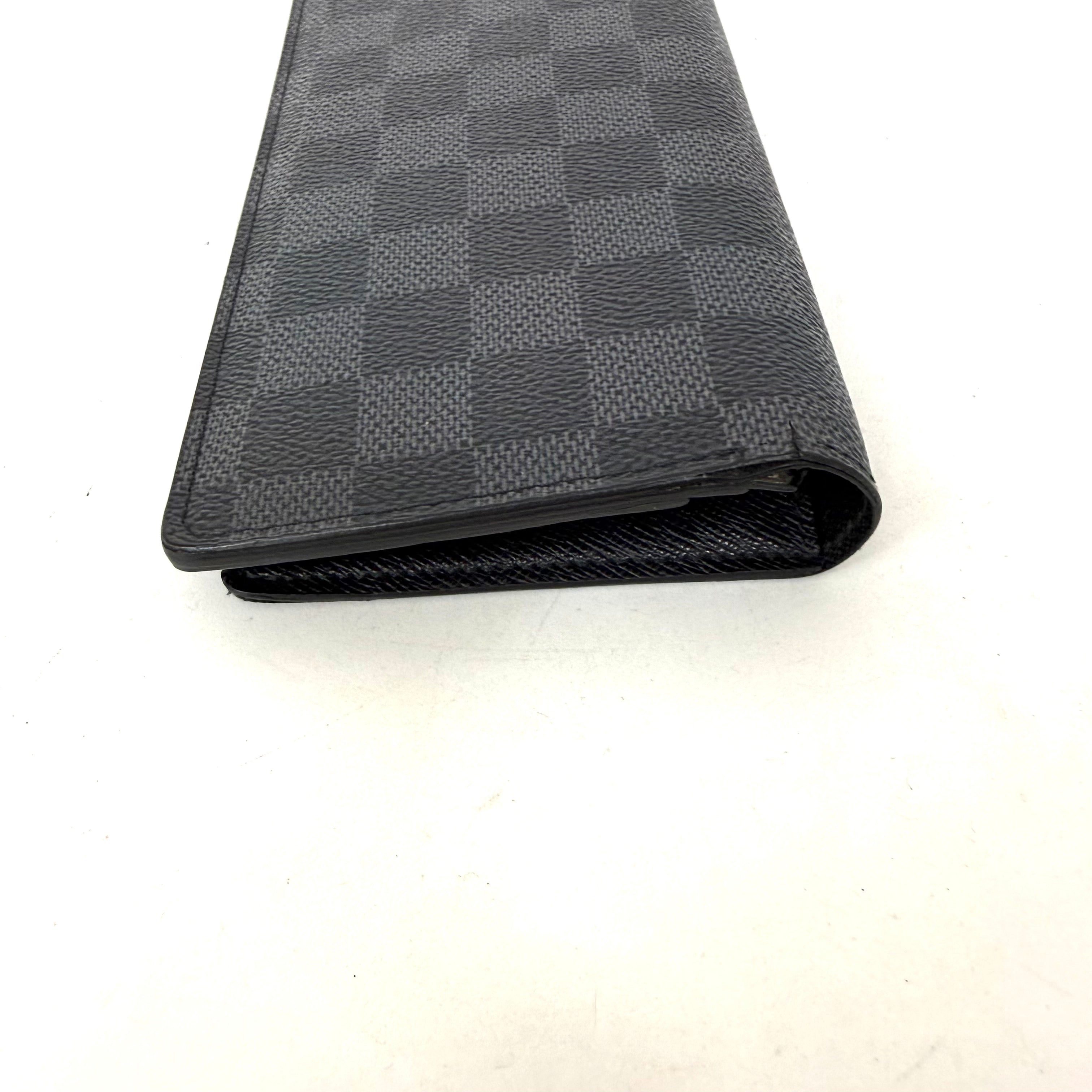 ルイヴィトン　ダミエ　グラフィット　ブラザ　長財布 image 4