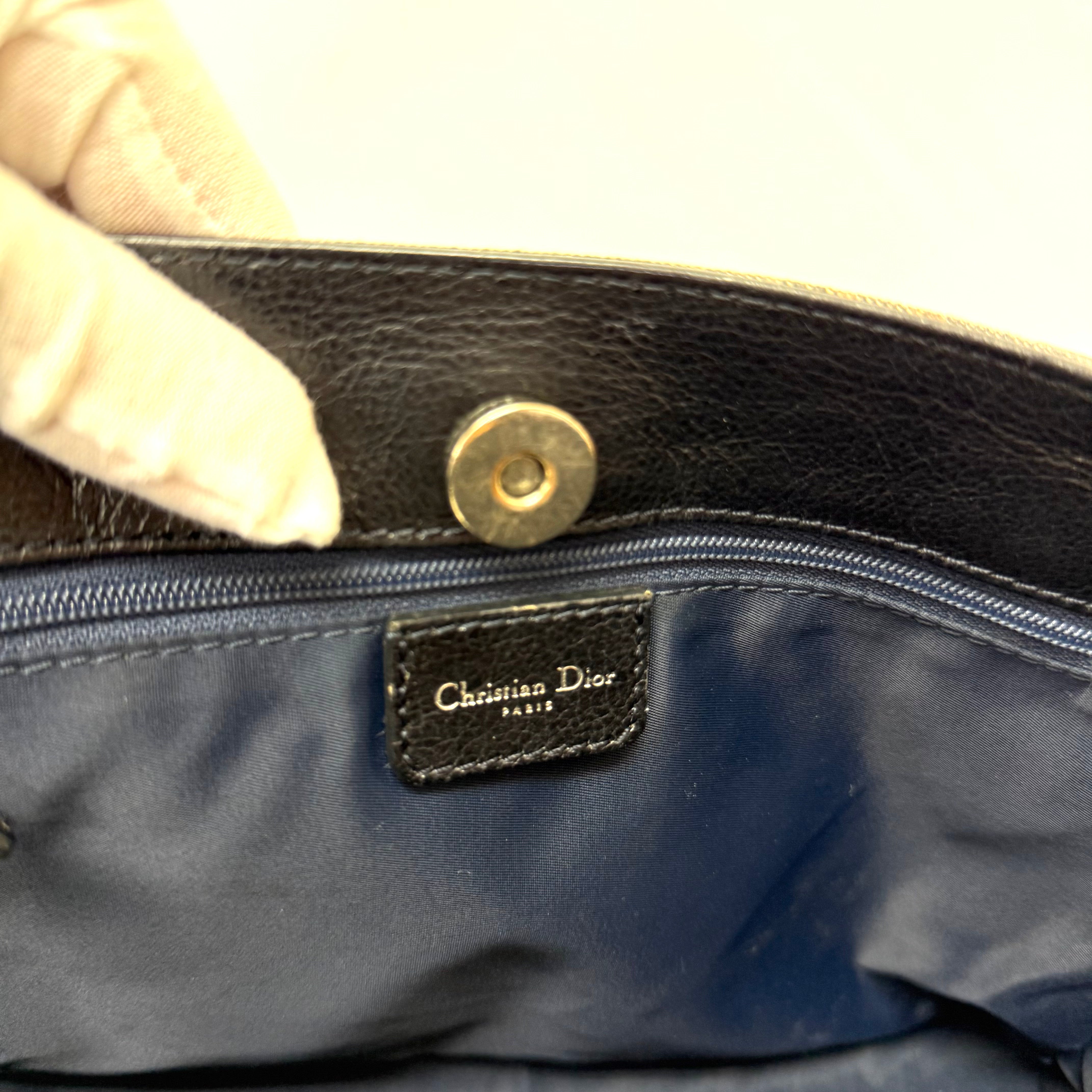 Ｃｈｒｉｓｔｉａｎ Ｄｉｏｒ フライトバッグハンドバッグ image 8