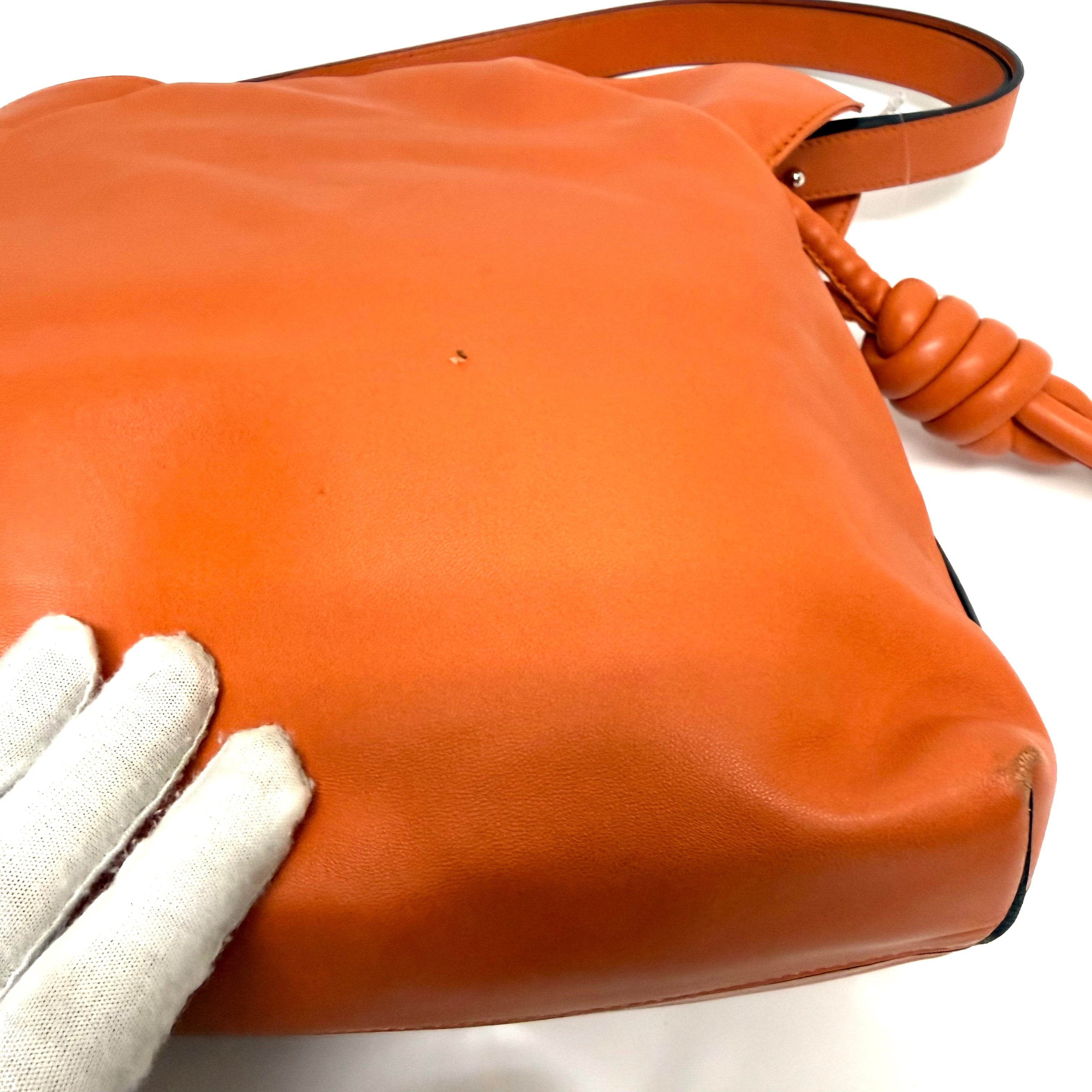 ＬＯＥＷＥ  レザー　ショルダーバッグ image 6