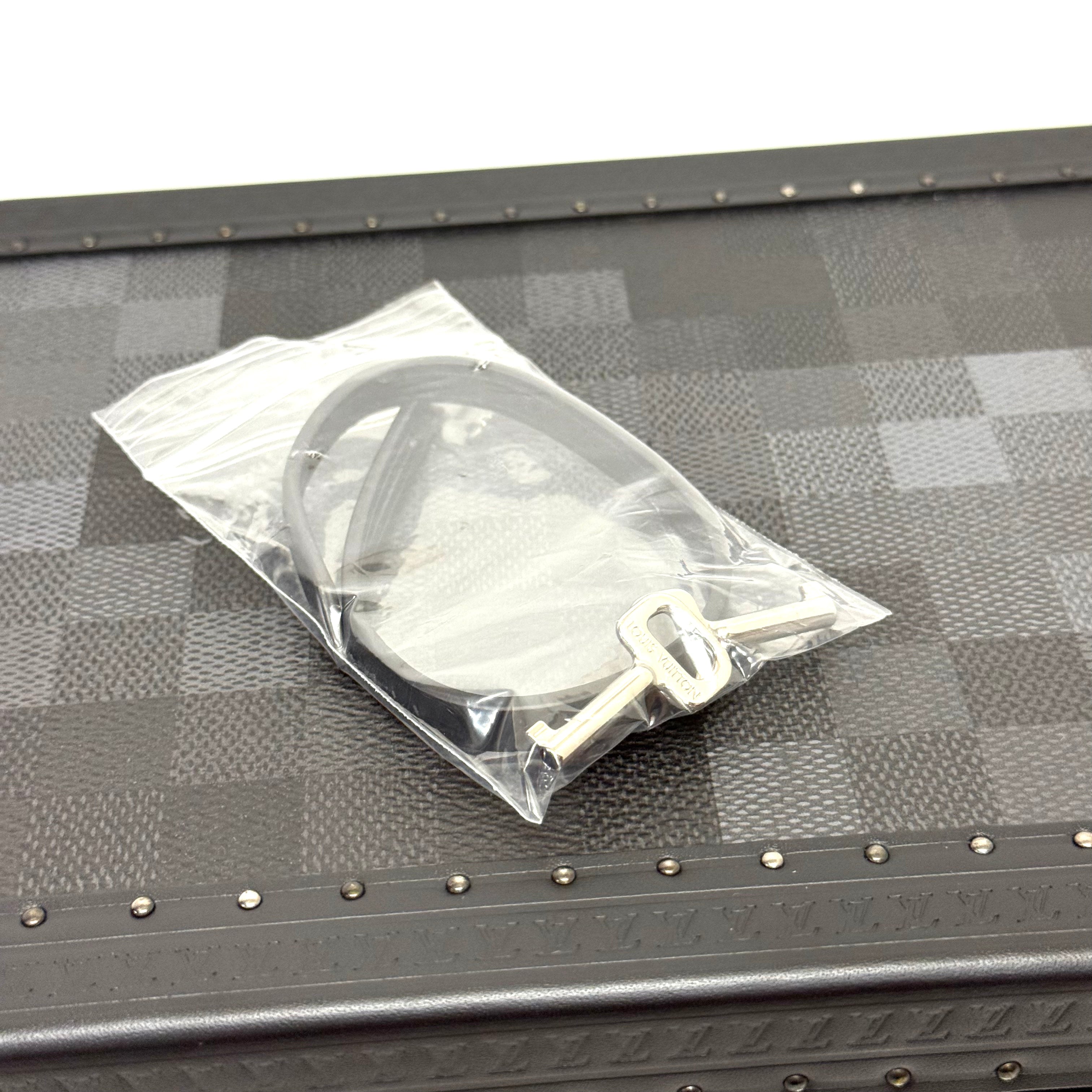 ルイ・ヴィトン ダモフラージュ コフレ8モントル 時計ケース N40756 RFID カギ/トレー/クッション SA image 10