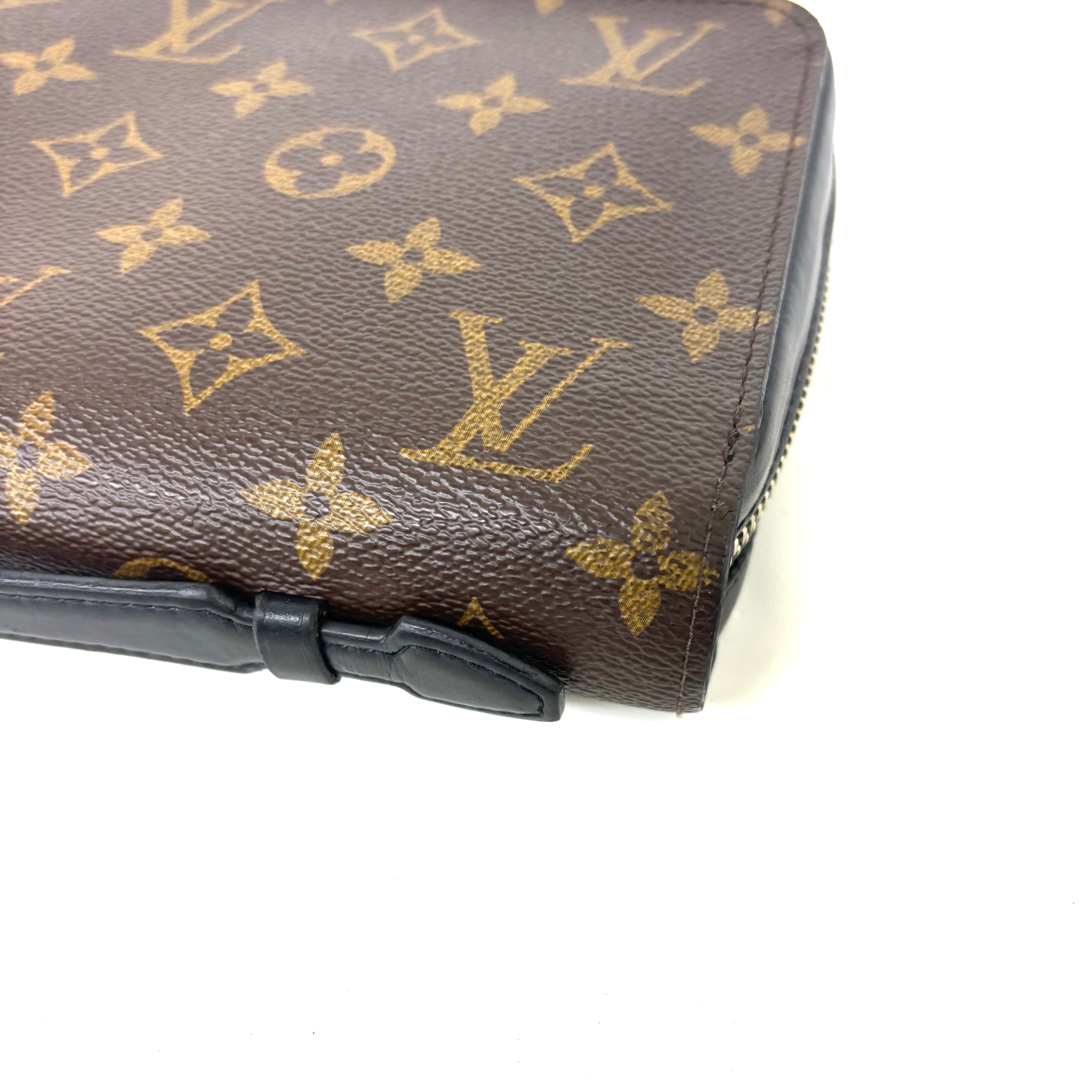 LOUIS VUITTONﾓﾉｸﾞﾗﾑﾏｶｻｰｼﾞｯﾋﾟｰXL CA2147 image 4