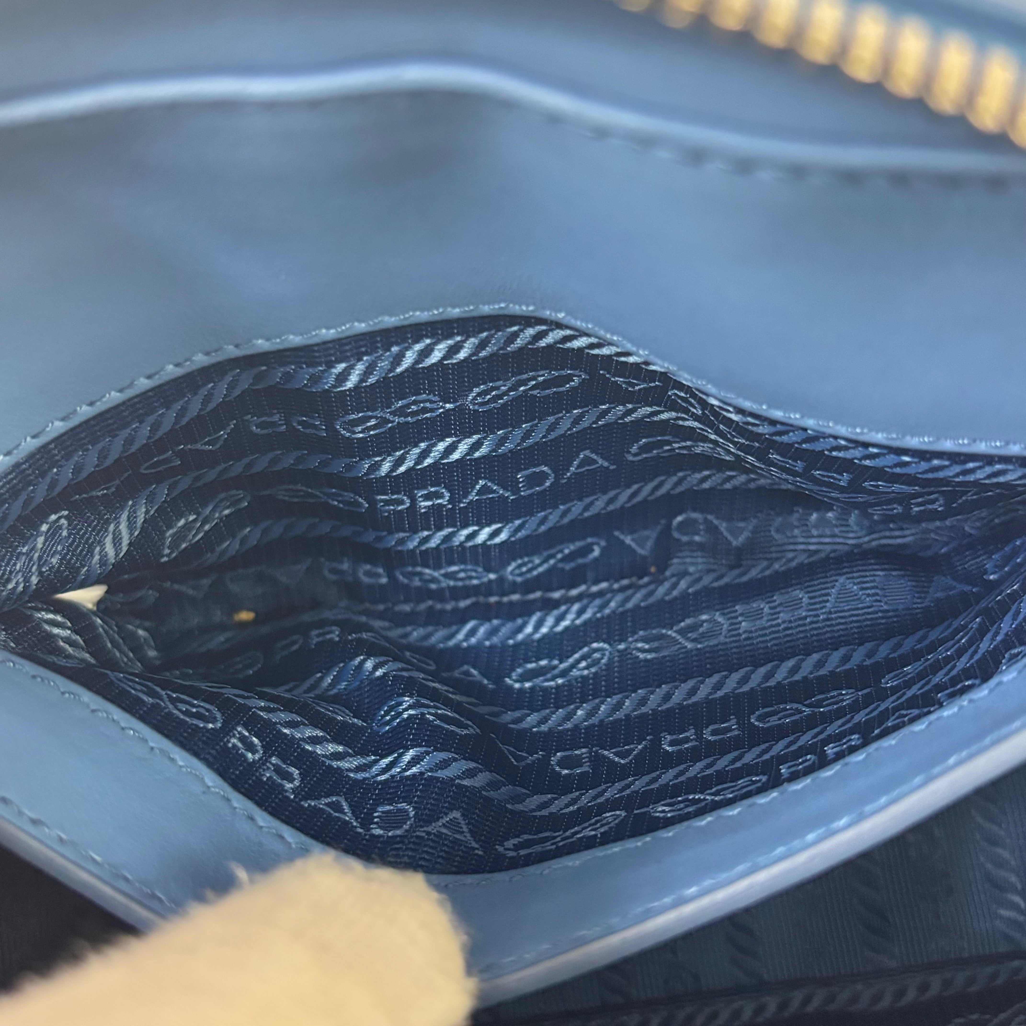 PRADA　ショルダーバッグ image 9