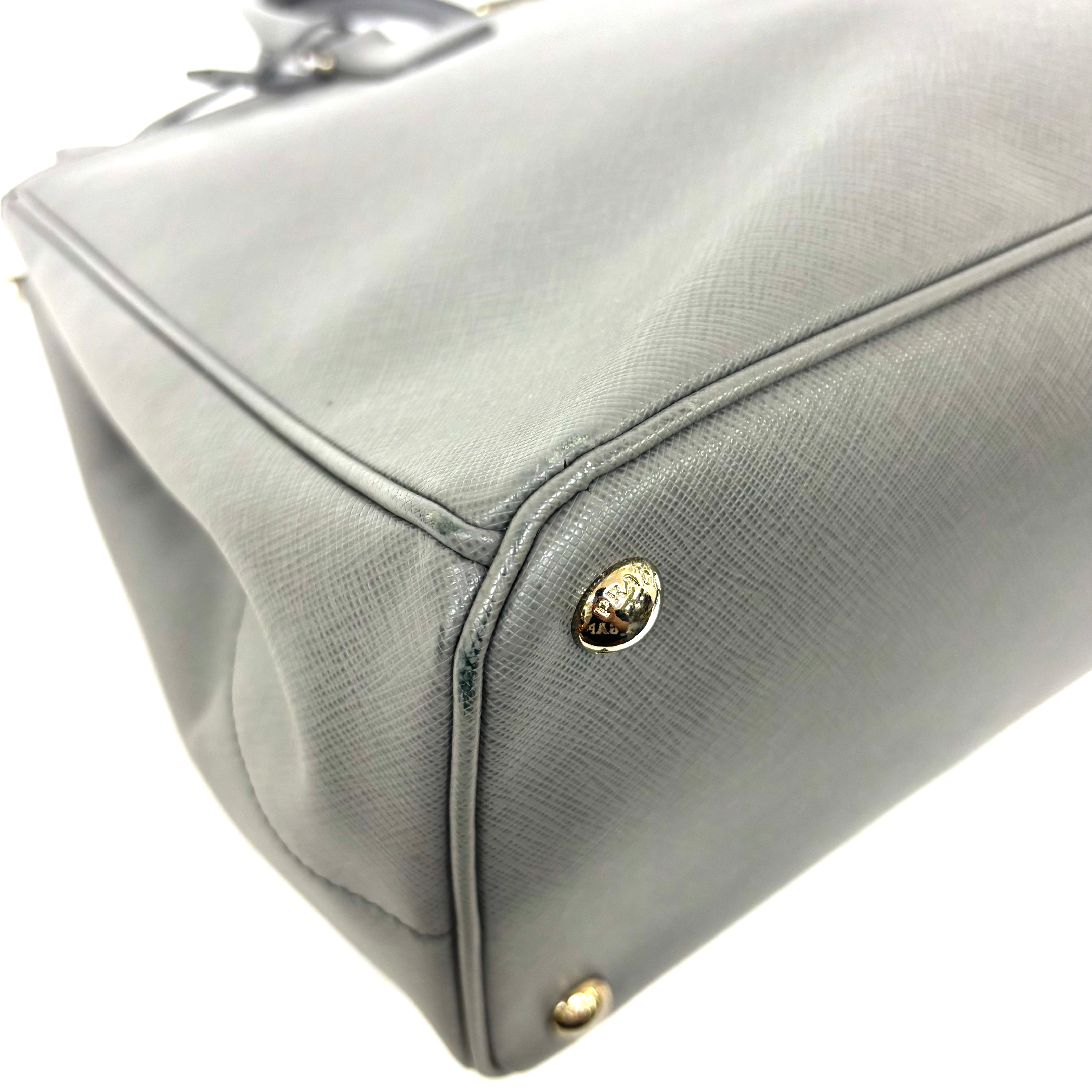 ＰＲＡＤＡ　ハンドバッグ グレー サフィアーノ image 5