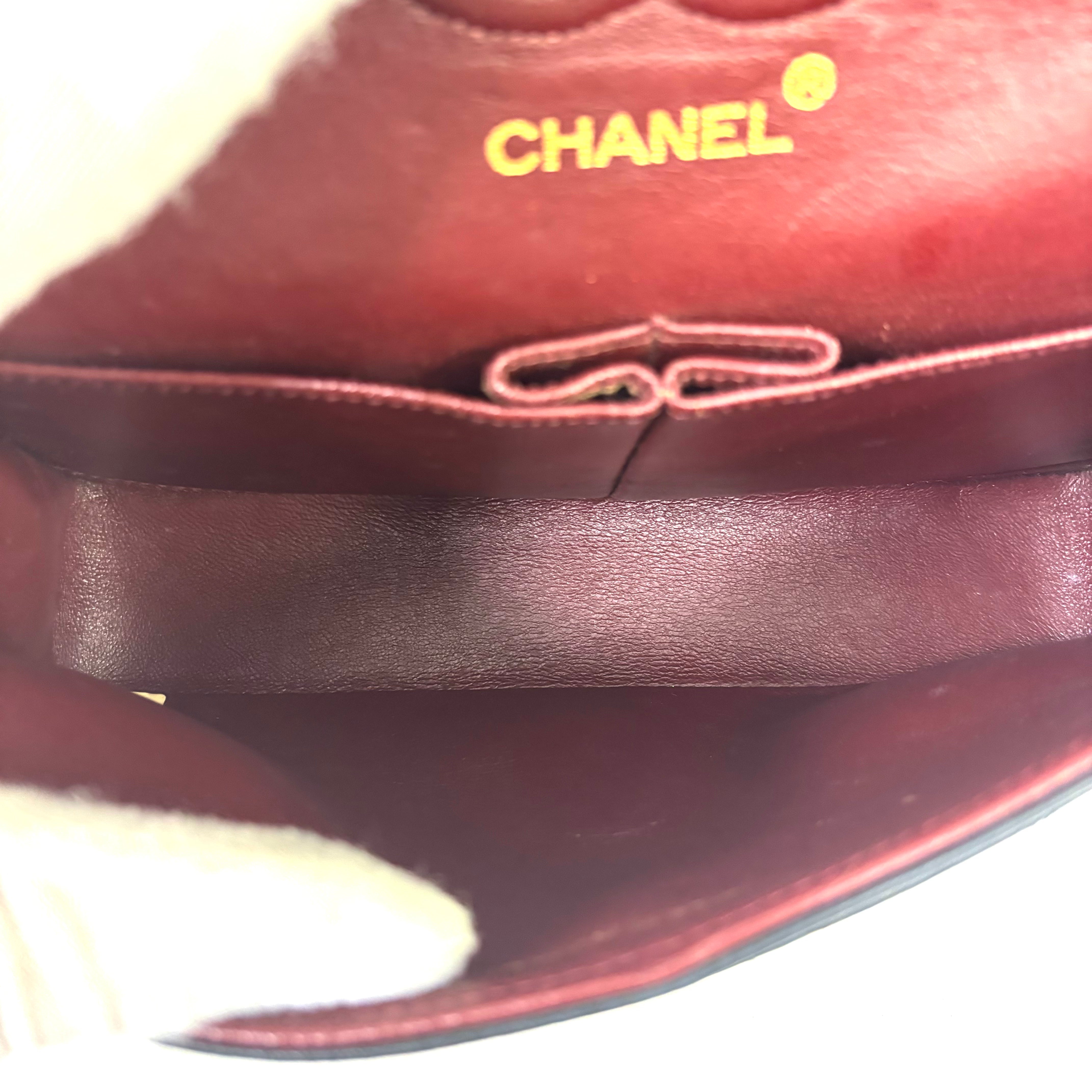 CHANEL　マトラッセ　チェーンショルダーバッグ image 9