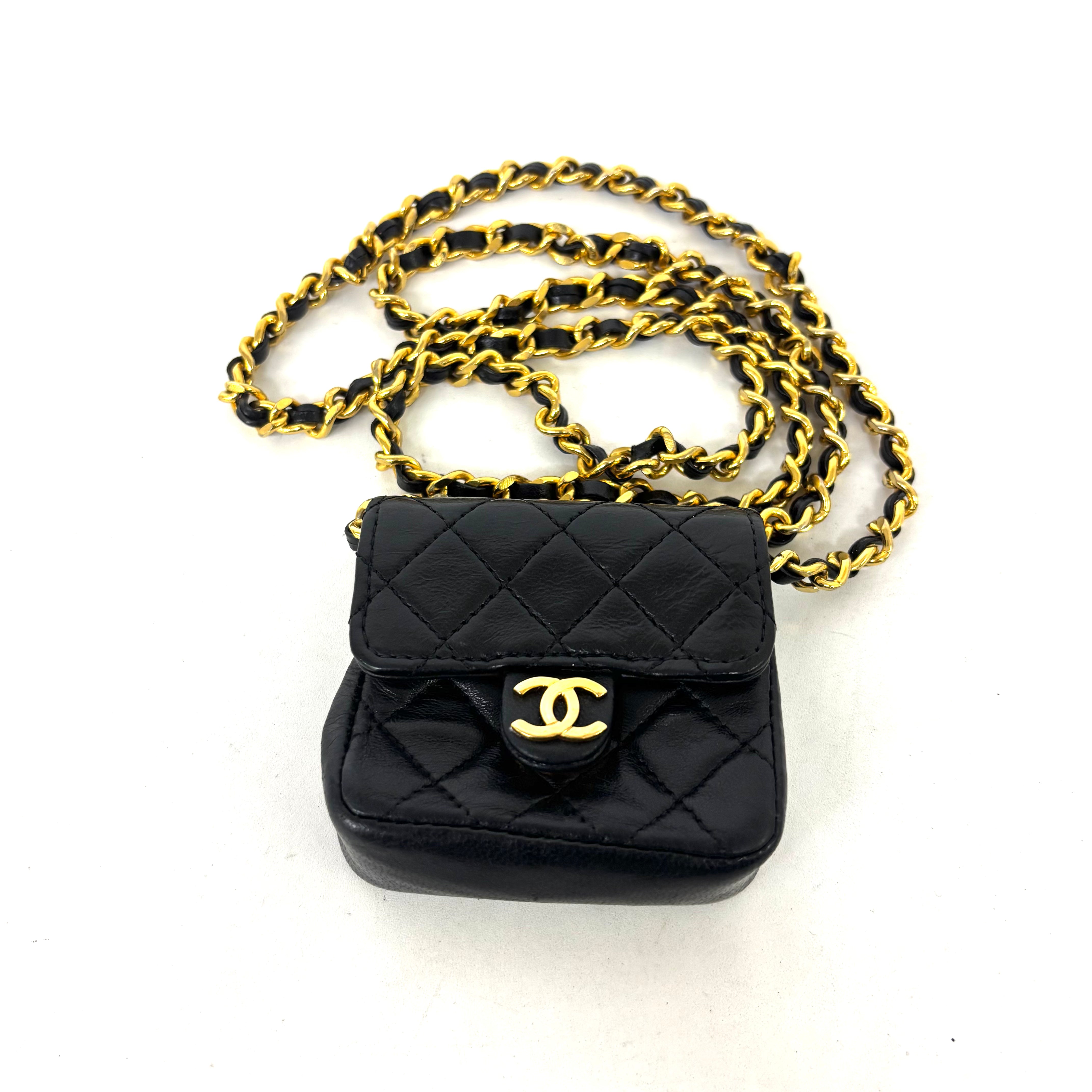 CHANEL　プッシュロック　ミニマトラッセ　ショルダーバッグ image 1