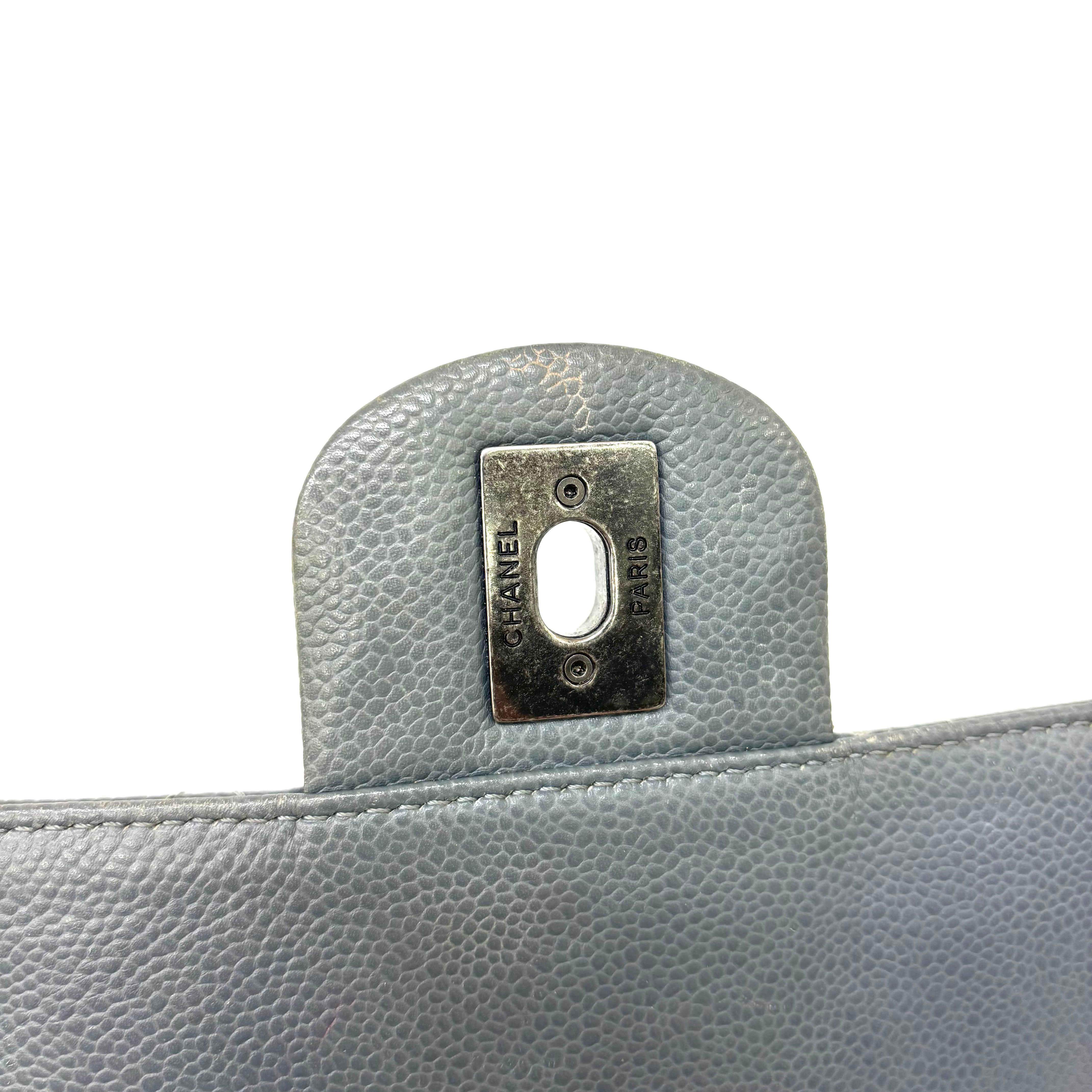 CHANEL　キャビアスキン　チェーンショルダーバック image 7